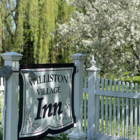 Williston Village Inn Burlington Esterno foto