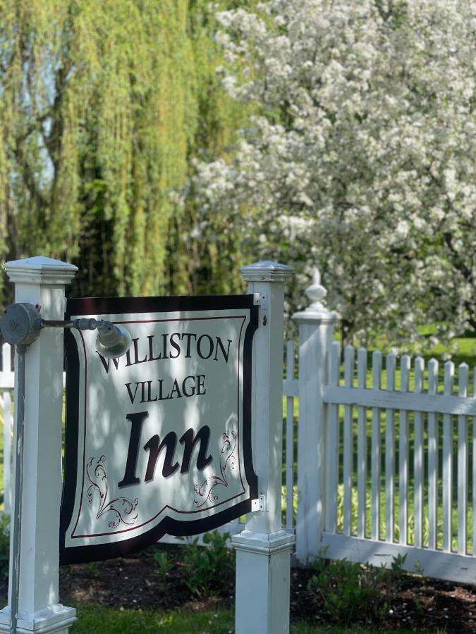 Williston Village Inn Burlington Esterno foto